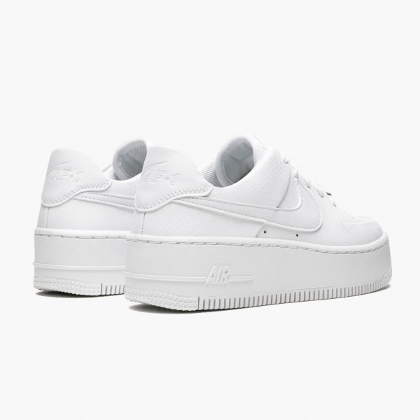 Rabatt  Nike Air Force 1 Sage Low Triple Hvit AR5339 100 Dame/Herre Sneakers