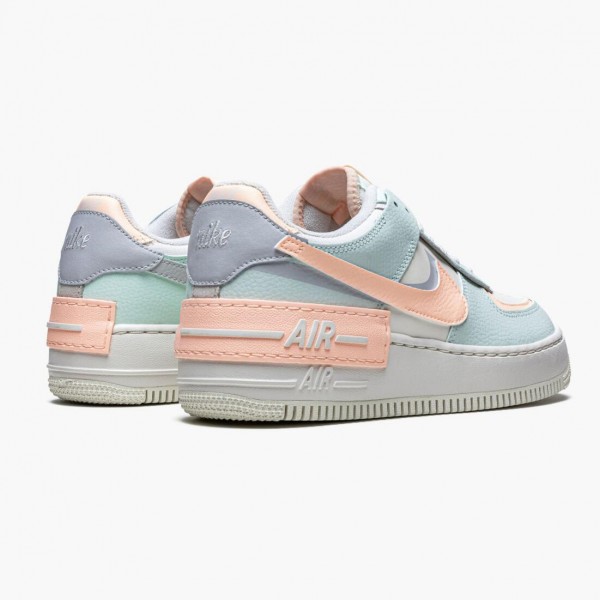 Brun  Dame Nike Air Force 1 Shadow Barely Grønn Crimson Tint CU8591 104 Sneakers