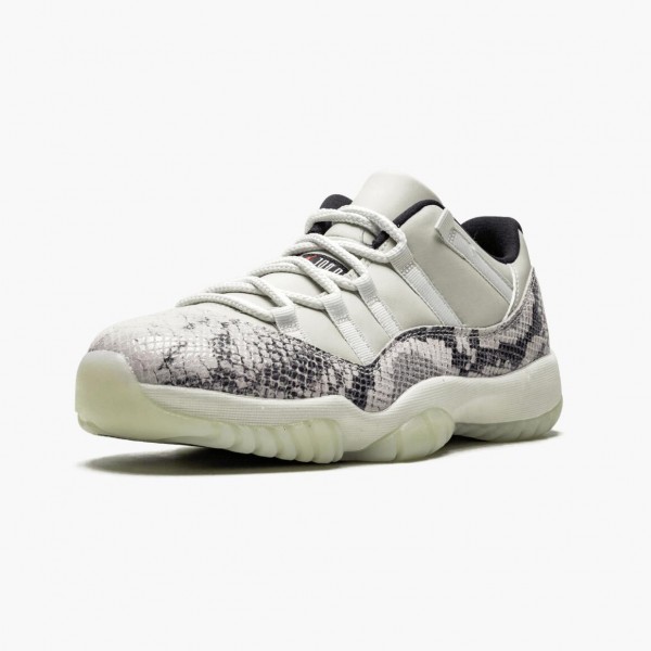 Rød  Jordan 11 Retro Low Snake Light Bone Dame/Herre CD6846 002 Light Bone/Smoke Grå/Hvit-Bl Sko